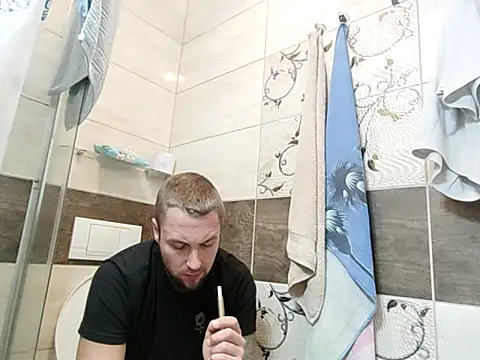 Snapshot of Vladyslav30 chatting on October 4, 2025, 12:52 am Vladyslav30 online show from October 4, 2025, 12:52 am