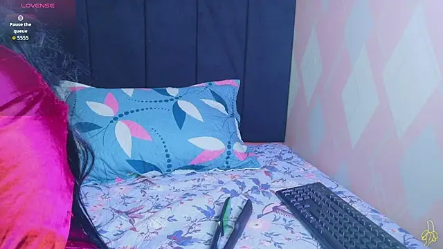 MySugarmoomy online show from May 29, 2026, 2:53 am