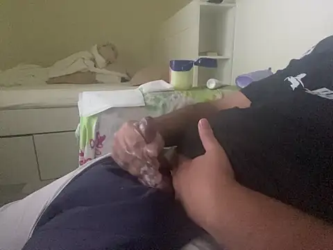 qnawafp online show from October 15, 2025, 7:47 pm