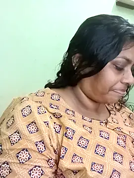 zara-mallus online show from October 8, 2025, 7:00 pm