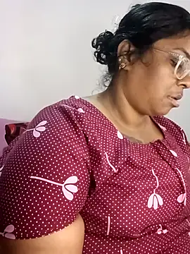 zara-mallus online show from November 3, 2025, 5:31 am