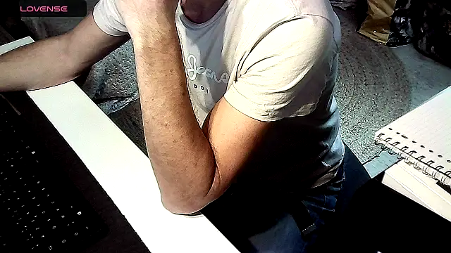 Snapshot of french_male_whore@xh chatting on September 13, 2025, 2:39 pm french male whorexh online show from September 13, 2025, 2:39 pm
