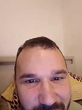 Snapshot of Ionut899@xh chatting on October 30, 2025, 10:10 pm Ionut899xh online show from October 30, 2025, 10:10 pm