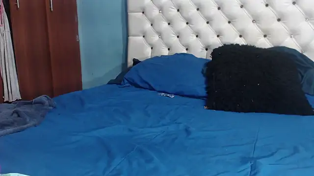 SamiBoobsxx online show from November 6, 2025, 3:29 am