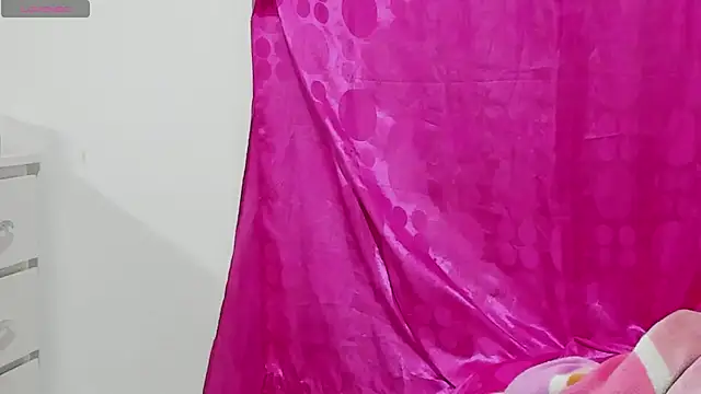 Kitty Anne online show from October 19, 2025, 12:22 am