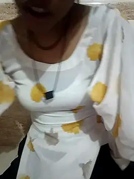 Snapshot of Geeta-satr chatting on November 9, 2025, 4:38 pm Geeta-satr online show from November 9, 2025, 4:38 pm