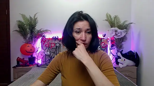 CameronEnns online show from October 21, 2025, 12:39 pm