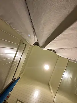 MiraReach online show from October 9, 2025, 3:26 am