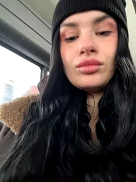 MiraReach online show from November 6, 2025, 2:12 am