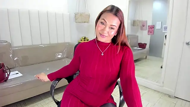 veronica b07 online show from November 5, 2025, 3:45 pm