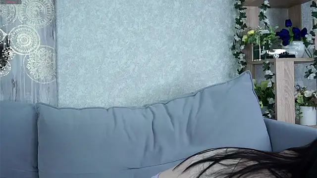 GuinevereGallant online show from October 25, 2025, 11:07 am