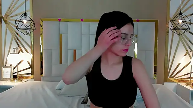 Snapshot of maddy_jaclsonw chatting on October 18, 2025, 11:49 pm maddy jaclsonw online show from October 18, 2025, 11:49 pm