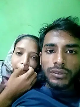 Hotty-couple063 online show from October 11, 2025, 12:26 pm