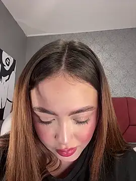Snapshot of Katie_shuangs chatting on May 7, 2026, 10:04 pm Katie shuangs online show from May 7, 2026, 10:04 pm