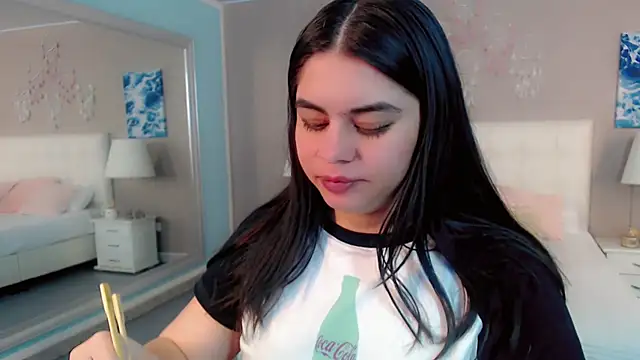 maddissonivanova online show from February 20, 2026, 7:14 pm