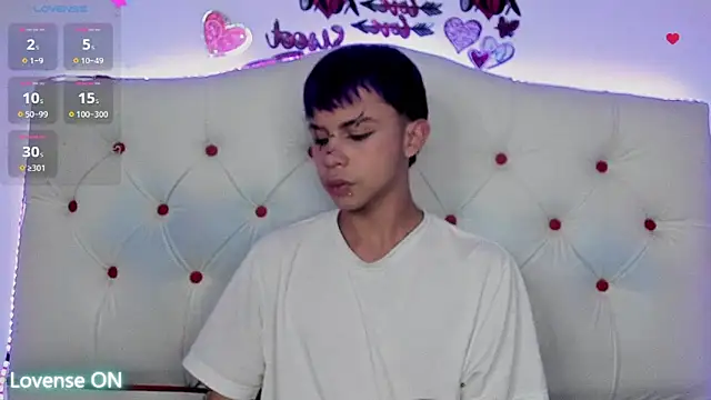 Princeapolo anki online show from October 7, 2025, 8:50 pm