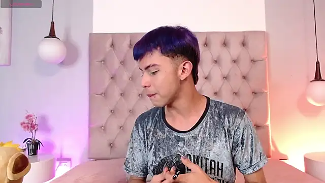 Princeapolo anki online show from November 3, 2025, 7:59 pm