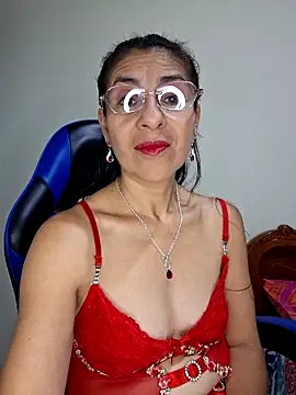 Natasha 50 online show from March 8, 2026, 5:44 am