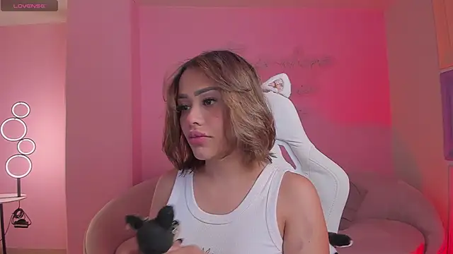 LiamCarterX online show from April 6, 2026, 11:33 am