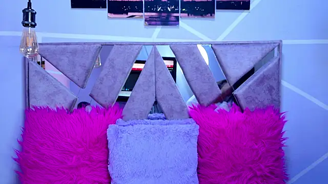 megha noa online show from October 24, 2025, 7:54 pm