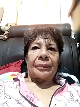 OliviaMorris1 online show from December 2, 2025, 1:50 pm