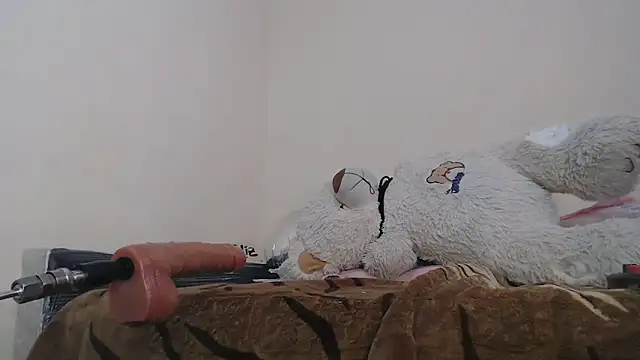 Monserrat Sweet online show from February 11, 2026, 7:08 pm