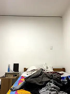 Snapshot of dominant_boy77 chatting on October 7, 2025, 1:30 pm dominant boy77 online show from October 7, 2025, 1:30 pm