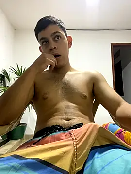 Snapshot of dominant_boy77 chatting on November 13, 2025, 4:17 pm dominant boy77 online show from November 13, 2025, 4:17 pm