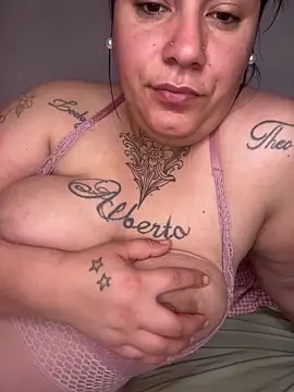 valen1891 online show from October 3, 2025, 12:57 pm