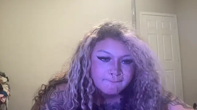 Tatbaby online show from November 24, 2025, 2:55 am