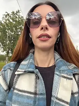 Snapshot of Amelie_Crosby chatting on July 9, 2026, 2:10 pm Amelie Crosby online show from July 9, 2026, 2:10 pm