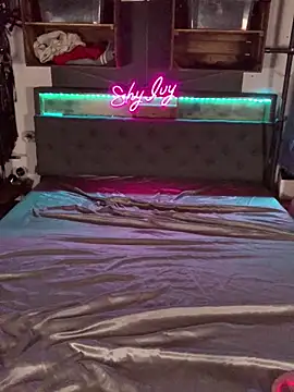 Shy Ivy online show from October 20, 2025, 8:20 pm