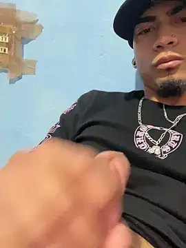 Ricardo2334 online show from February 24, 2026, 8:51 pm