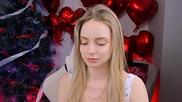 JuliaBrewwer online show from March 23, 2026, 2:32 pm