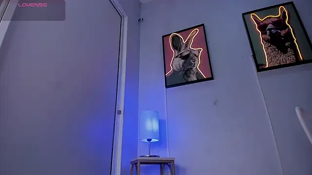 dulce fiore07 online show from February 22, 2026, 12:04 pm