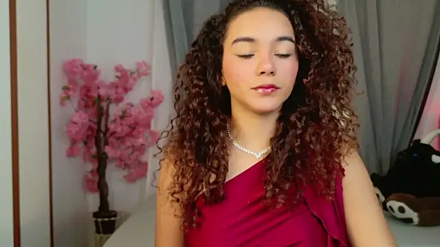 Taylor Tina online show from October 4, 2025, 9:18 am