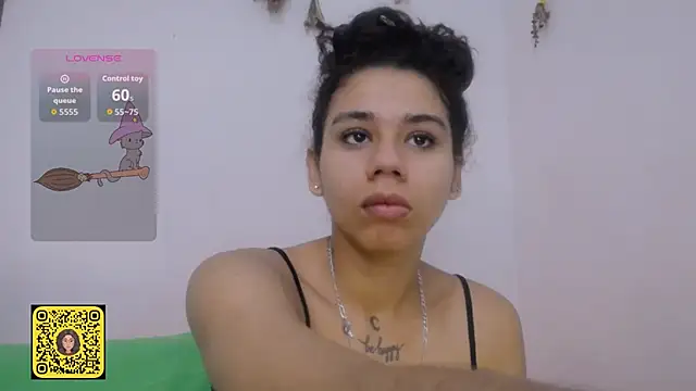 Snapshot of Nocturnawitch chatting on October 30, 2025, 3:02 pm Nocturnawitch online show from October 30, 2025, 3:02 pm