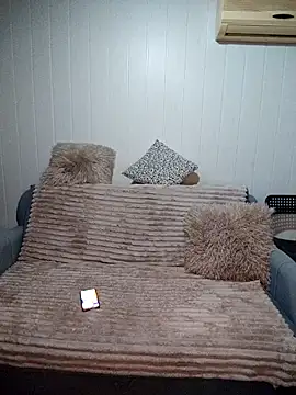 BigAssMom  online show from April 4, 2026, 7:22 pm