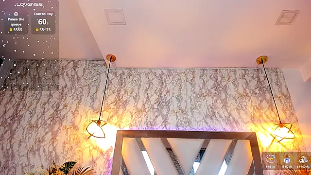 Aisha poweer online show from October 4, 2025, 2:09 am