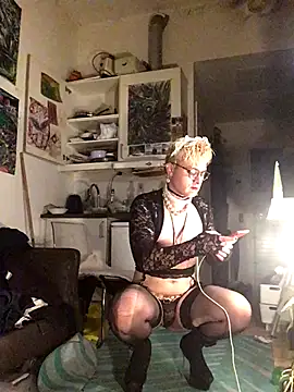 Snapshot of Sissy_Cindy_Whore chatting on September 9, 2025, 9:03 pm Sissy Cindy Whore online show from September 9, 2025, 9:03 pm