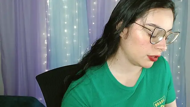 Snapshot of Camila_Ord chatting on October 13, 2025, 7:36 pm Camila Ord online show from October 13, 2025, 7:36 pm