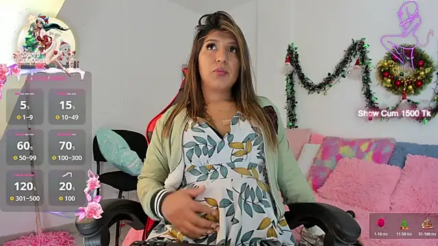 Ariana-Fernandez online show from December 22, 2025, 12:35 pm