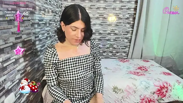 xxxEmmaxx online show from December 19, 2025, 4:30 am