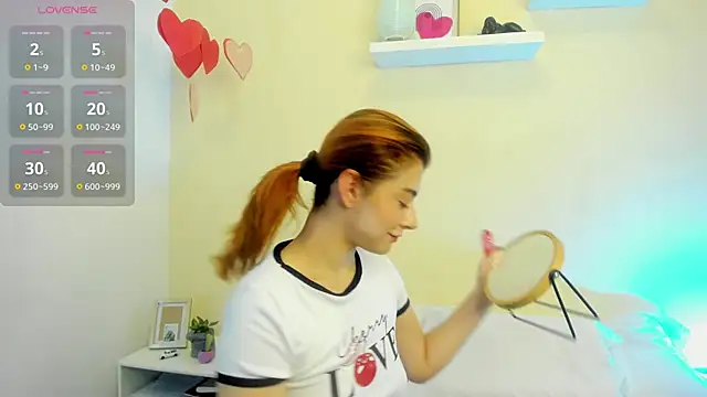 Snapshot of Katty__Rousse chatting on October 1, 2025, 5:30 pm Katty Rousse online show from October 1, 2025, 5:30 pm