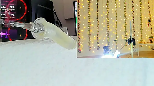 Kitty  Rose   online show from September 13, 2025, 10:26 am