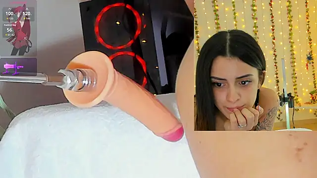 Kitty  Rose   online show from October 5, 2025, 10:24 am