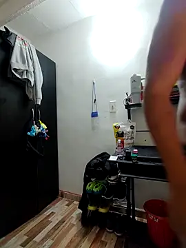 Snapshot of SanChacal5694 chatting on October 29, 2025, 2:47 am SanChacal5694 online show from October 29, 2025, 2:47 am