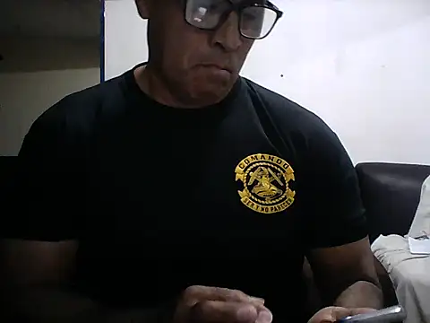 Snapshot of sexigym35 chatting on November 13, 2025, 3:16 am sexigym35 online show from November 13, 2025, 3:16 am