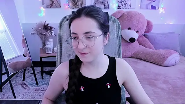 Snapshot of VirtuallVoyant chatting on February 21, 2026, 6:58 am VirtuallVoyant online show from February 21, 2026, 6:58 am