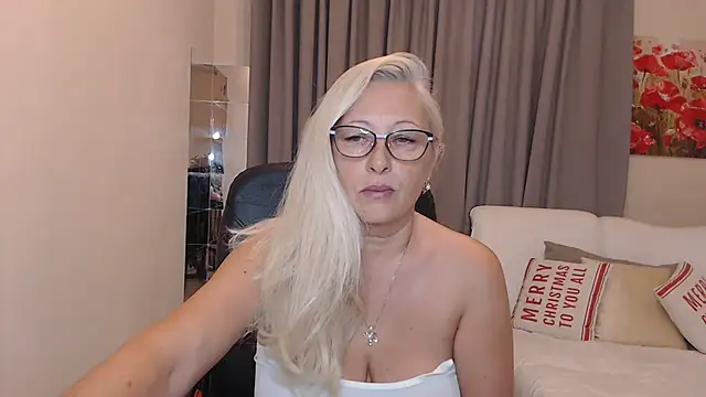 ValeriaSharm online show from October 23, 2025, 10:25 am